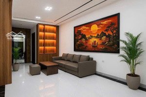 hàng hiếm xuân thuỷ - cầu giấy , 40m2 x 7 tầng thang máy x 3,5m mặt tiền x 12,5 tỷ - nhà xây mới