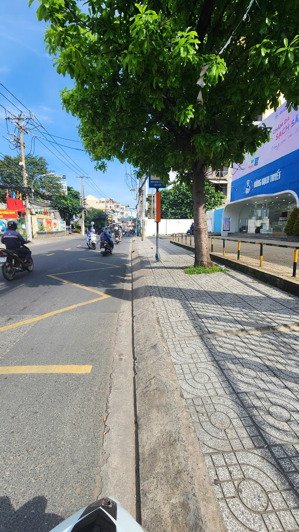 bán đất tặng nhà âu cơ, tân bình mt hẻm xe hơi - 2 tầng 145m ngang khủng 7.5m 18.x tỷ