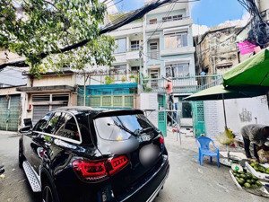 mặt tiền trần hữu trang , p11 phú nhuận. 60m2 _ 4 tầng _ 12 tỷ nhỉnh . vị trí đẹp kinh doanh