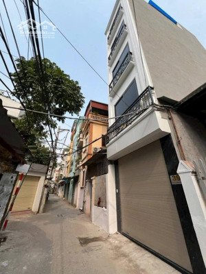 cần bán gấp nhà 6 tầng, diện tích 35 m2 tại xuân phương, nam từ liêm,
