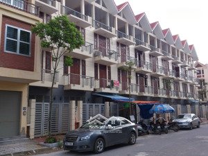 cho thuê bt 4pn, 4wc tại văn khê, hà đông, 20 triệu vnd, 320m2 giá ưu đãi