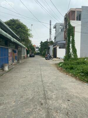 Bán đất P. Bửu Long gần bờ kè cs5 Lạc Hồng. 5x29m 144m. SHR. Đường ôtô. Giá 3 tỷ.