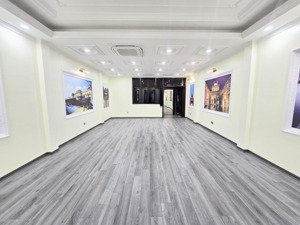 bán nhà cổ linh, 65m x 7 tầng, cách phố 10m, giá 12,x tỷ.