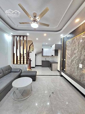 chính chủ cần bán nhà đẹp full nội thất thượng thanh long biên hà nội