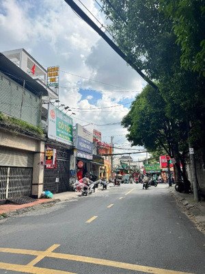 bán nhà mtkd đa ngành nghề đường số 6, sát ngay hoàng hiệu 2. thu nhập gần 40tr/ tháng