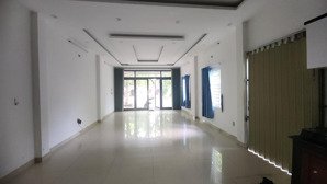 cho thuê gấp nhà 2 tầng mặt tiền phùng hưng, hòa minh, liên chiểu, đà nẵng