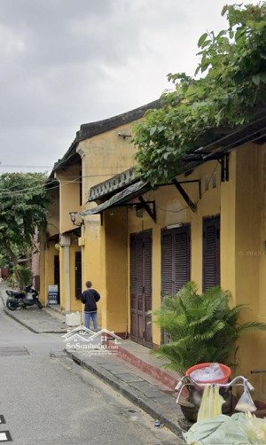 cho thuê nhà trung tâm phố cổ, 2 mặt tiền đường trần phú, gần chùa cầu (nhà chính chủ)