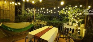 cực hiếm - 40m2 - 8,35 tỷ - 5 tầng hoàng quốc việt - lô góc 2 thoáng - cạnh phố - ngõ ba gác phóng