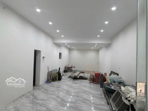 gấp bán nhà siêu hiếm giảm liền chỉ 25 tỷ mặt phố bát khối 91m2 6 tầng mặt tiền 6.2m long biên