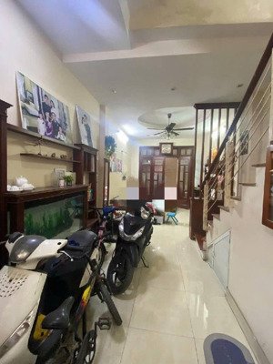 bán nhà bồ đề dân xây - ô tô thông cách 10m - sát hồ an sinh cực đỉnh