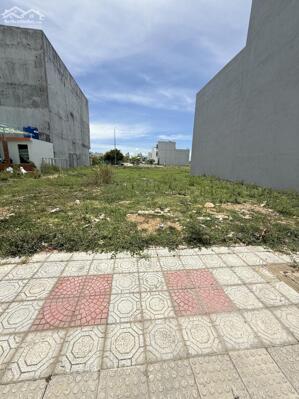 Lô đất mặt tiền đường 16m, khu LK phường Phú Thạnh, lô sạch đẹp, giá mềm