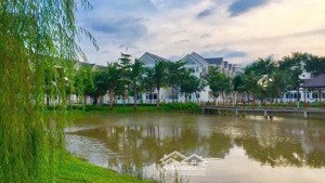 cho thuê nhà 85m2 view hồ bơi giá 16tr/tháng