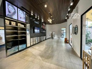 biệt thự sân vườn - quận 1 - phan kế bính - 7x15m (3 tầng)