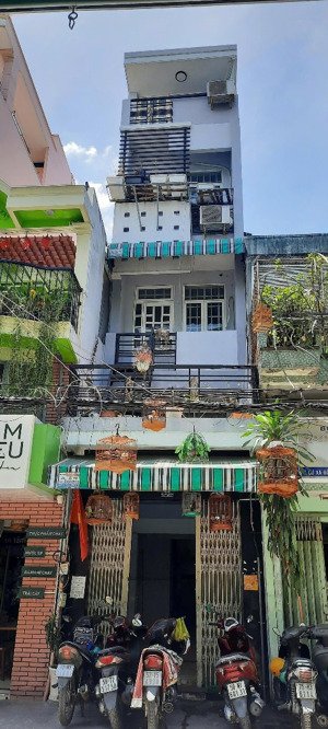 cho thuê nhà mặt phố giá rẻ ngay trung tâm cư xá đô thành q.3