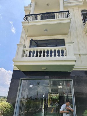 nhà phố thăng long luxury giá chỉ từ 2,8 tỷ/căn sở hữu shophouse trung tâm bàu bàng