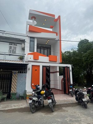 chủ nhà cần bán gấp nhà bình chánh