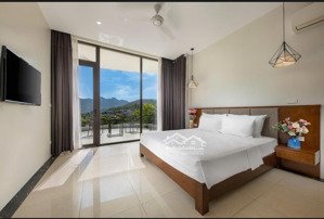 tôi cần bán căn biệt thự ivory 400 m2 cho thuê nghỉ dưỡng 100 triệu/tháng; sẵn sổ đỏ giá tốt nhất