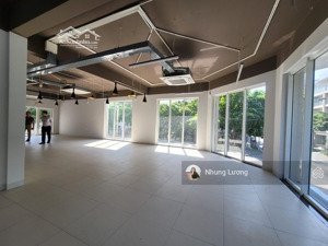 shop mặt tiền nguyễn cơ thạch,cặp 14m x 20m tổng 480m2. hầm riêng: 250m², đậu xe thoải mái, an ninh
