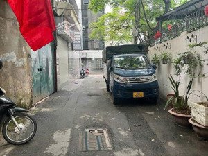 siêu đẹp! 75m2 - 4 tầng - 11,5 tỷ - phân lô hoàng quốc việt - 3 mặt thoáng - mới tinh - full nt