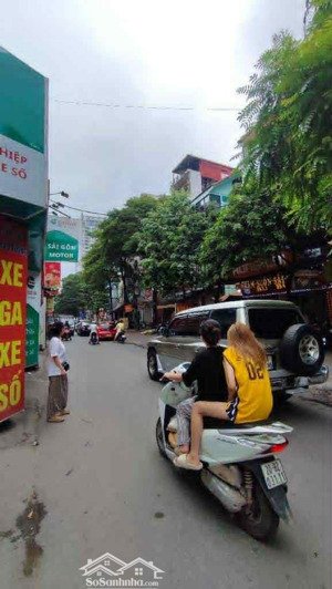 trung tâm văn quán nhà 3 tầng 52m2, ô tô đỗ cửa vào nhà, vừa ở vừa kinh doanh giá 13,8 tỷ