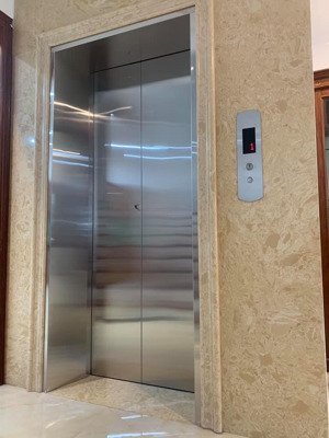 tôi cho thuê nhà mới xây, 2 mặt tiền phố lê quang đạo, vp, nhà hàng, kinh doanh 102m2 * 4t - 34tr