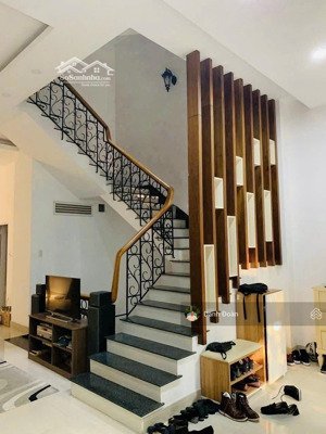 18 tỷ sở hữu nhà 4 tầng view công viên | khu dân trí cao | sổ hoàn công đầy đủ|ngay lương định của