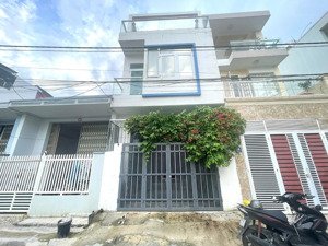 cho thuê nhà 1 trệt 2 lầu 2 pn full nội thất phía bắc nha trang giá 14 triệu/ tháng