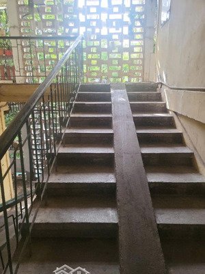 bán tập thể bách khoa - 68m2 - 3.75 tỷ - căn góc thoáng sáng - 2pn 1wc