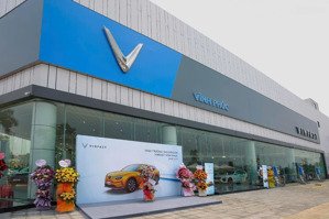 cho thuê mặt bằng kinh doanh phố vũ phạm hàm dt 110m2x2t, mặt tiền lô góc 20m,giá 85tr, mọi mô hình