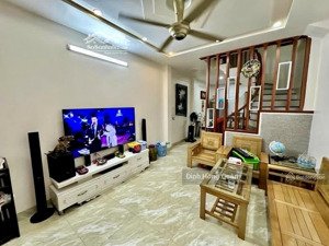 chính chủ bán nhà dân xây yên lũng 58m ô tô đỗ gần chỉ hơn 5 tỷ