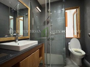 bán tòa căn hộ 4 tầng 7 phòng đường an thượng 34, đối diện công viên giá 21 tỷ