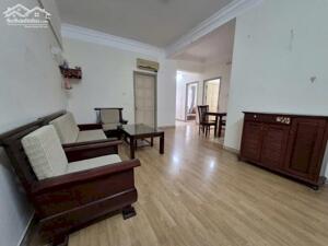 Cho thuê căn hộ chung cư CT16 Định Công, 75m2 x 3 ngủ, 1 wc, 9 triệu/tháng