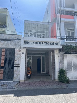 cho thuê nhà 1 trệt 1 lầu đường đồng nai giá 13 triệu/tháng diện tích: 75m2
