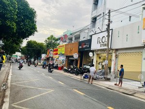 hiếm - mtkd sầm uất ngay võ văn gần ga metro - ngang 9.5m - dòng tiền 40tr/tháng - giá 17.5 tỷ