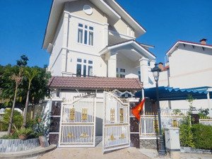 gia chủ về quê sống bán biệt thự khu đô thị cao cấp sát biển ocean view