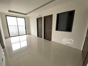 cần bán căn hộ q7 boulevard 2pn 1wc giá tốt tầng trung hướng mát đón gió tốt