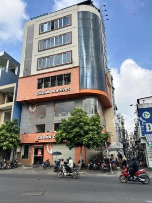 góc 2 mặt tiền vị trí đẹp - nguyễn gia trí, bt. (9x20m) - 5 tầng, thang máy. giá 145tr