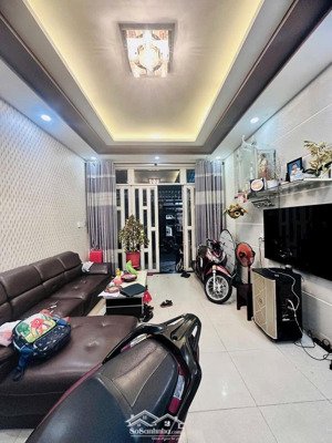 giảm sốc gần 1 tỷ nhà 4 tầng ngay phạm văn bạch p. 15, tân bình, giá chỉ 7.x tỷ