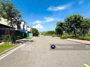 5.9ty -bán lô đối diện công viên mỹ gia gói 2 . liên hệ em hoàng 