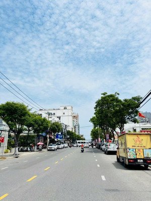 gia đình cần bán gấp 100m2 đất ngang 5m tặng nhà c4 - ngay chợ an hải bắc, sơn trà - giá 7,8 tỷ tl