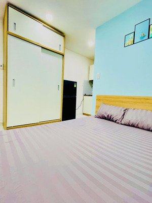 phòng studio siêu đẹp đủ nội thất - 79 hồ bá kiện quận 10 ( gần cv lê thị riêng).