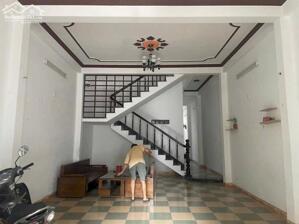  Cho thuê nhà 3 tầng GẦN CHỢ Nguyễn Tri Phương