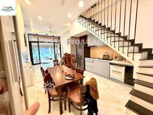 nhà đẹp 3 tầng + sân thượng, hxh cây keo tam phú! vị trí vàng cạnh sunview