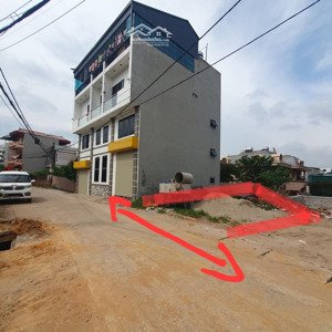chị gái cần tiền mua chung cư cho con bán 2 ô đất 50m2 ngay phố chùa thông - sơn tây