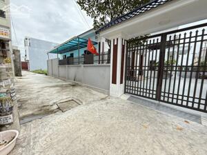 Bán lô ngay trung tâm tổ 3 thị trấn An Dương, 46m giá chỉ có 1,2x tỷ LH 0979087664