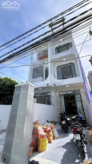 Bán 2 căn nhà liền kề – Hoàn thiện, chìa khóa trao tay gần Lotte Nha Trang