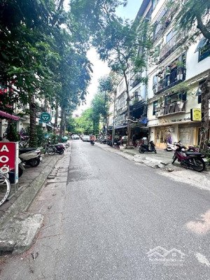 bán nhà mặt ngõ hồng mai, ngõ to hơn phố, vỉa hè rộng, diện tích 52m2, 5 tầng kinh doanh hợp lý