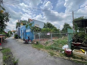 đất thổ cư kdc trung tâm thị trấn hóc môn