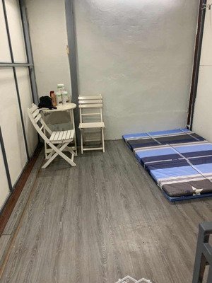 bán nhà ngọc hà, 10m 3 tầng 2 ngủ 1 wc, sân phơi, sổ đỏ riêng, 3.25 tỷ