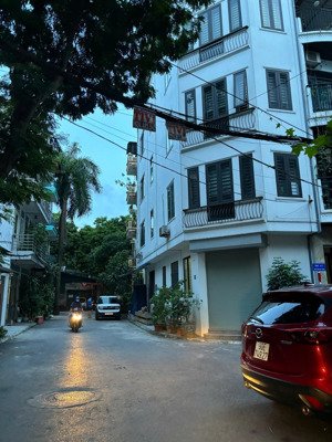 phân lô liền kề phố chu huy mân - đô thị sài đồng chỉ 2x tỷ - rất giá trị